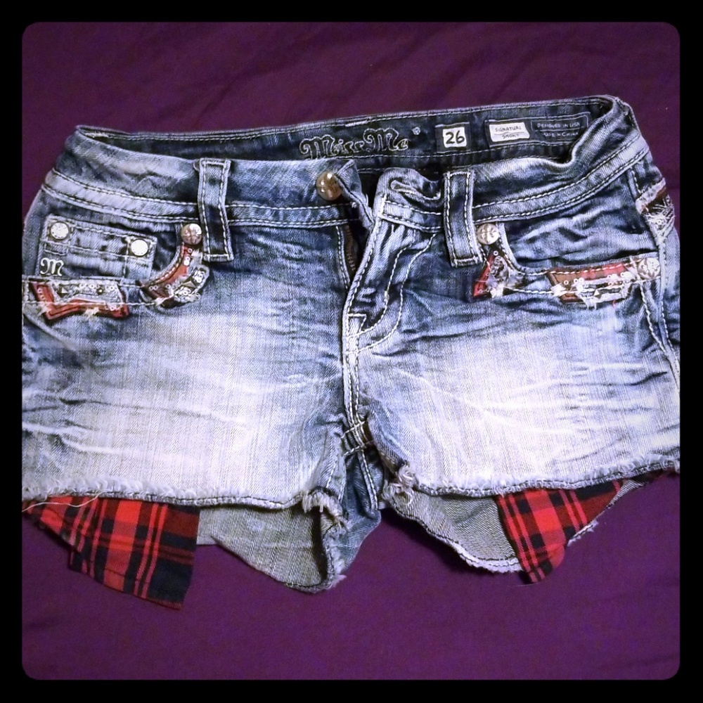 Miss Me shorts size 26